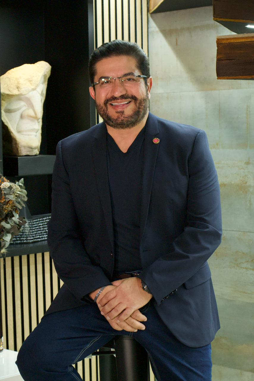 Retrato del Dr. Saad Barhoum.